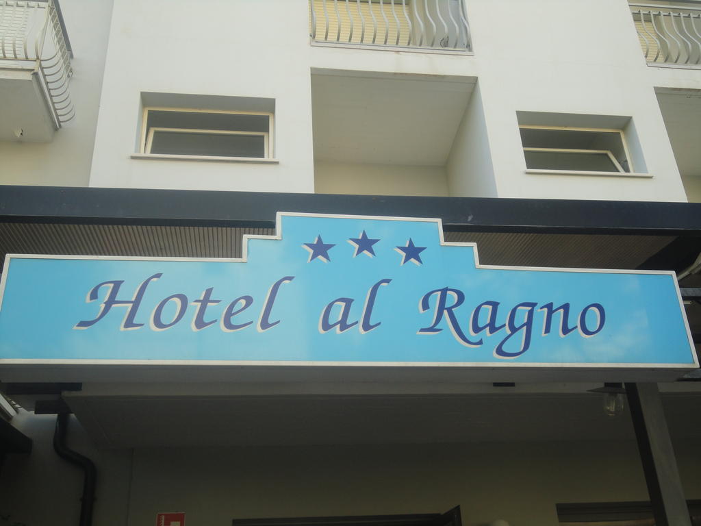 Hotel Al Ragno Cesenatico Buitenkant foto